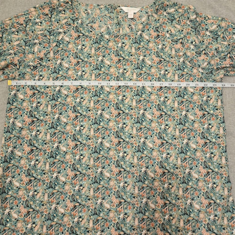 LC Lauren Conrad Sage Green Boho Blouse with Floral Spring Print Size XXL - Picture 13 of 14